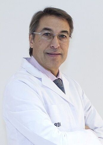 Médico Reumatólogo Kevin